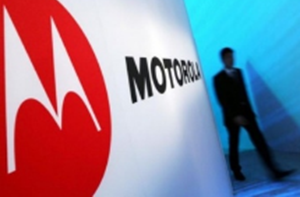 Moto手机柔性面板折痕的独特见解
